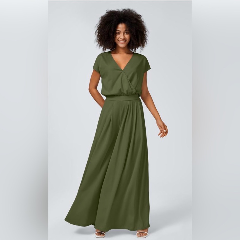 HALARA Wide Leg Jumpsuit w/ V-Neck, Petite Small, Color: Sphagnum, NWT